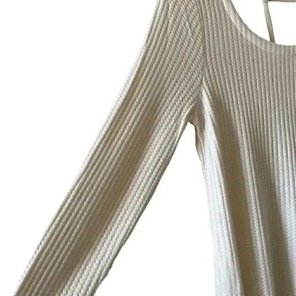 NWT Chaser Revolve Cream Ivory V BACK THERMAL TEE Rice Long Sleeves Dolman M - Picture 4 of 11